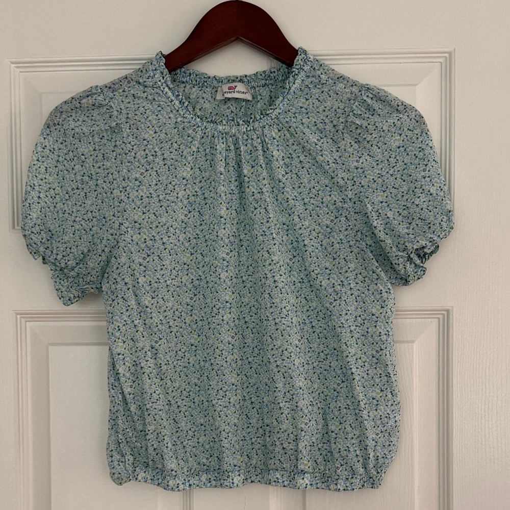 Vineyard Vines Emmy top